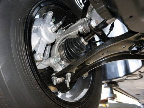 3 Signs of Ball Joint Failure in the BMW 3 Series