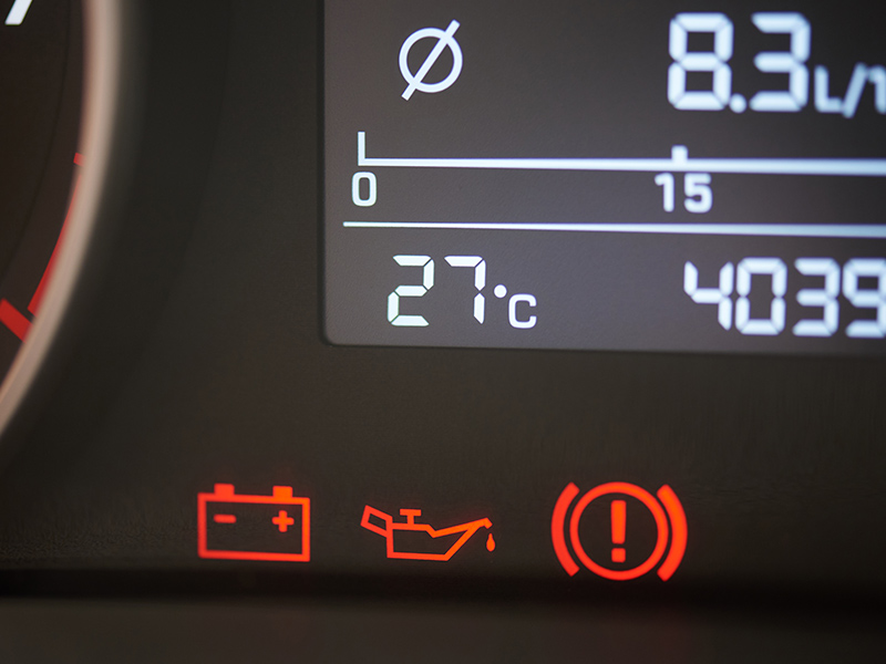 Dealing with a No-Oil Pressure Warning Light in Volvo