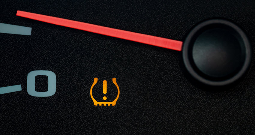 What to Do When Your Porsche Flashes a Low-Pressure Warning Light